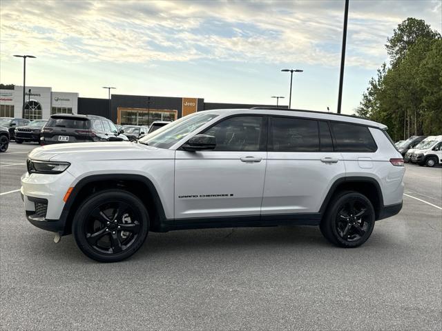 2022 jeep grand cherokee l altitude 4x2