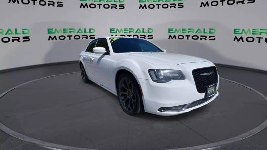 2016 Chrysler 300