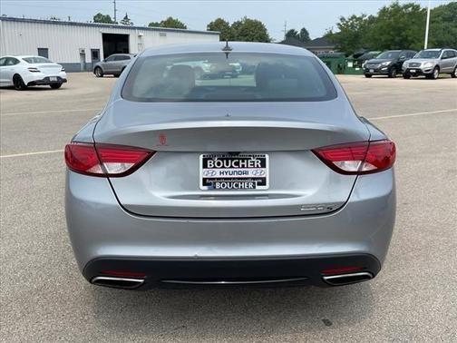 2016 chrysler 200 in co bluffs, iowa