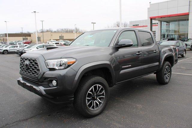 2022 toyota tacoma trd sport