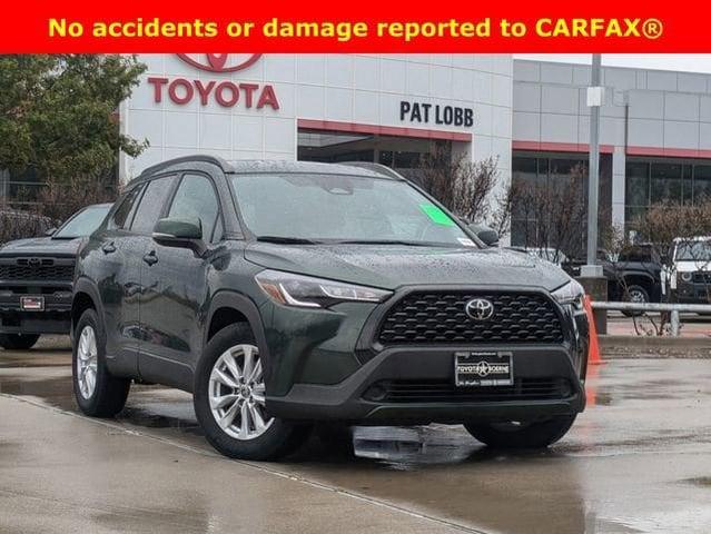 2023 toyota corolla cross le