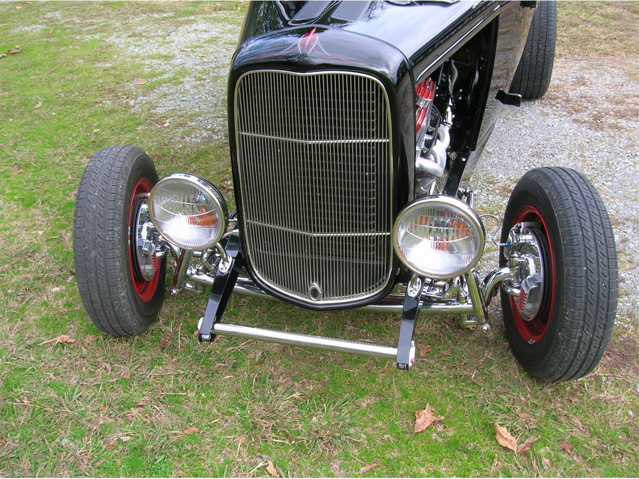 1932 ford 5-window coupe