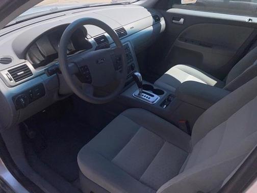 2005 ford five hundred in saint louis, missouri