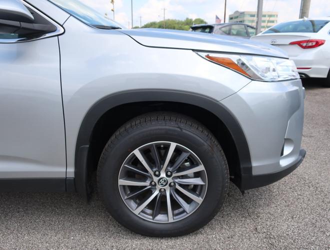 used 2019 toyota highlander xle hurricane, wv 25526 for sale in hurricane, west virginia