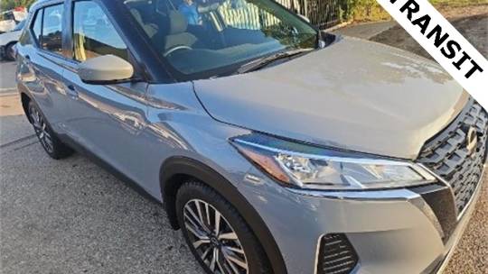 2023 nissan kicks sv