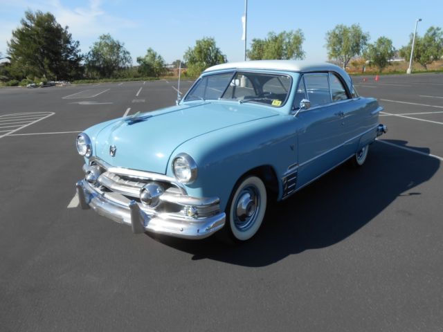 1951 ford custom victoria 2-dr hardtop " factory ac "