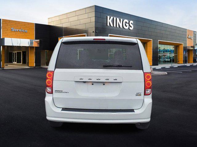 2018 dodge grand caravan gt