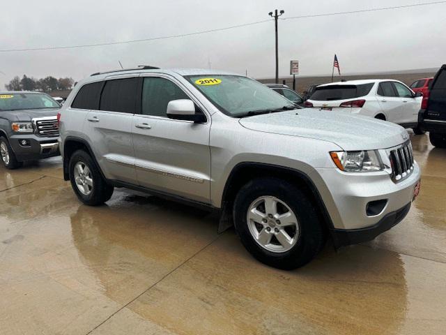 2011 jeep grand cherokee laredo