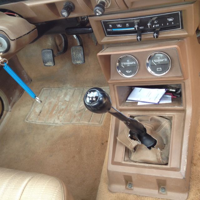 classic 1984 datsun/nissan 4x4 pickup model 720
