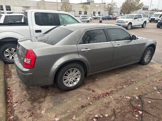 2010 chrysler 300 touring plus