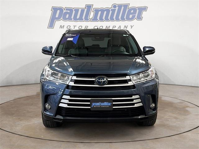 2019 toyota highlander hybrid xle