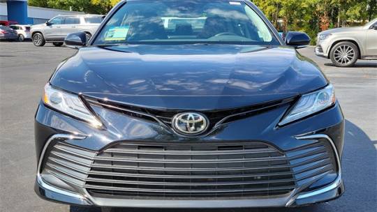2021 toyota camry xle v6