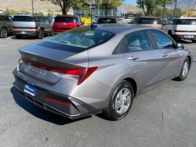 2024 hyundai elantra se