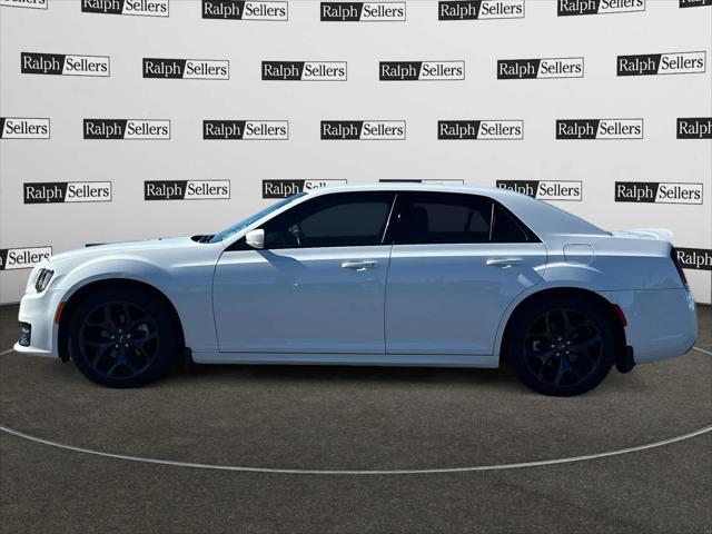 2021 chrysler 300 300s