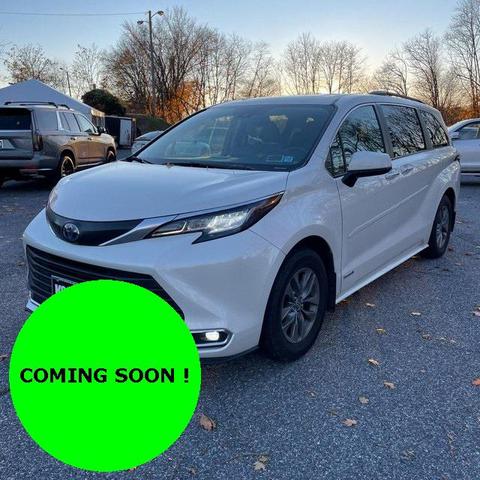 2021 toyota sienna xle 8 passenger