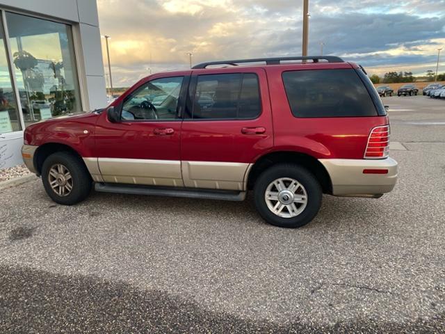 2004 mercury mountaineer in baraboo, wisconsin