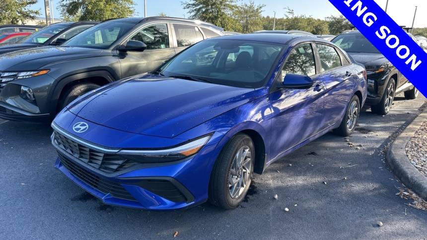 2024 hyundai elantra hybrid blue