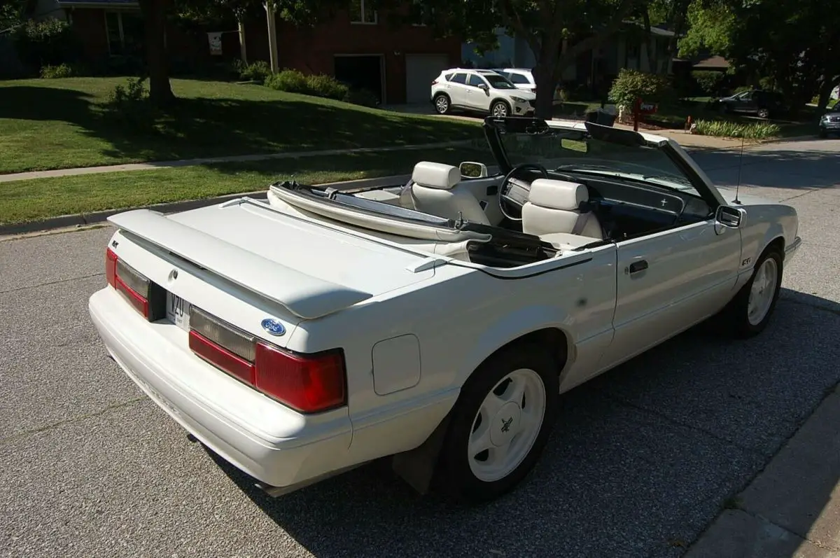 1993 ford mustang lx 5.0 feature edition tri white