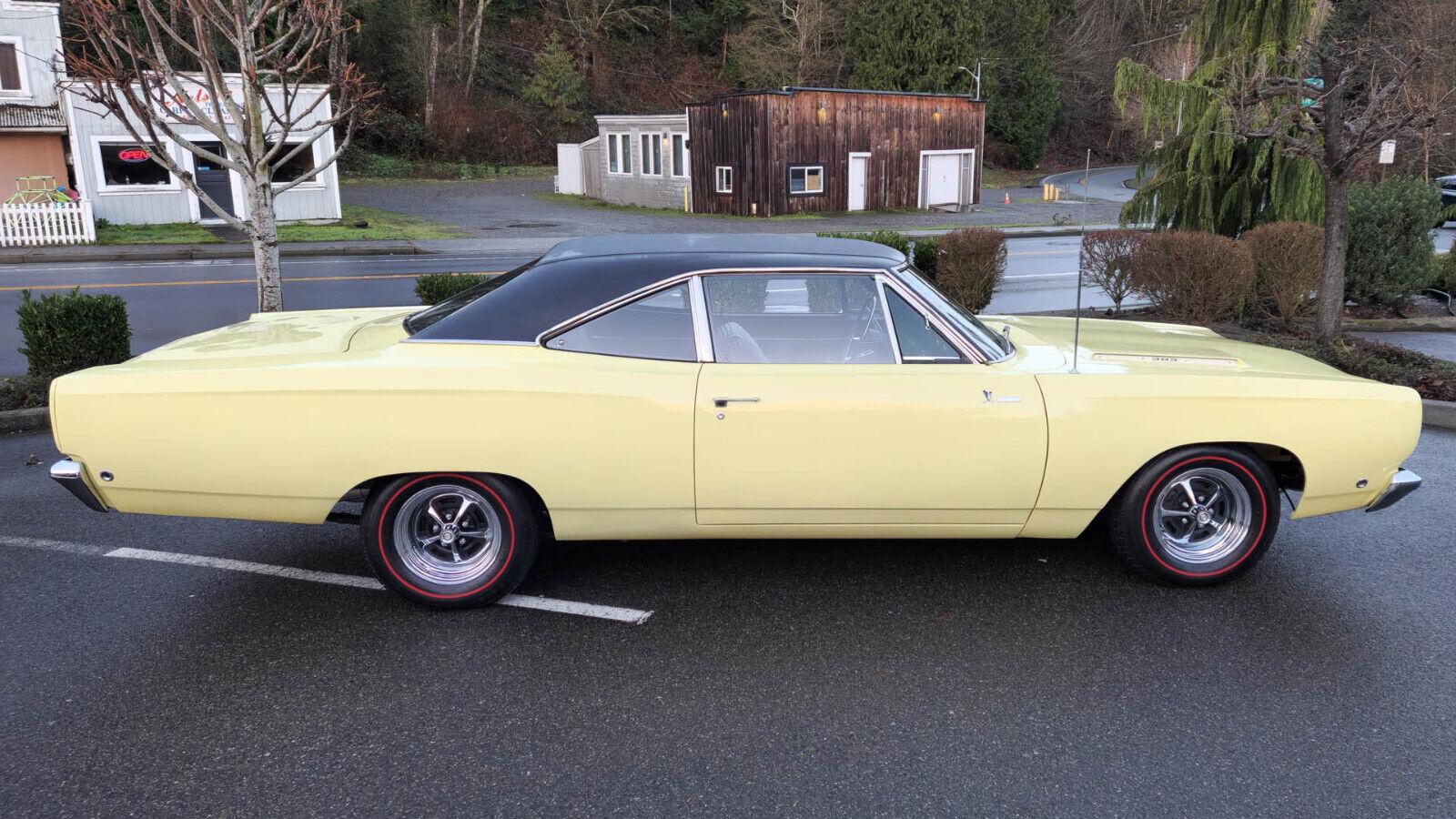 1968 plymouth road runner coupe 8 cylinders