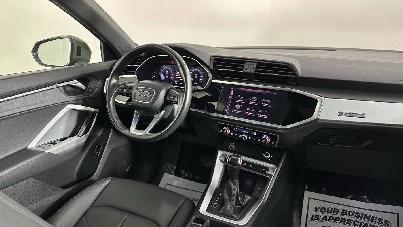 2021 audi q3 quattro s line premium 45 tfsi