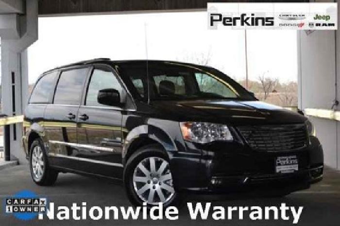 2013 chrysler town & country touring in colorado springs, co