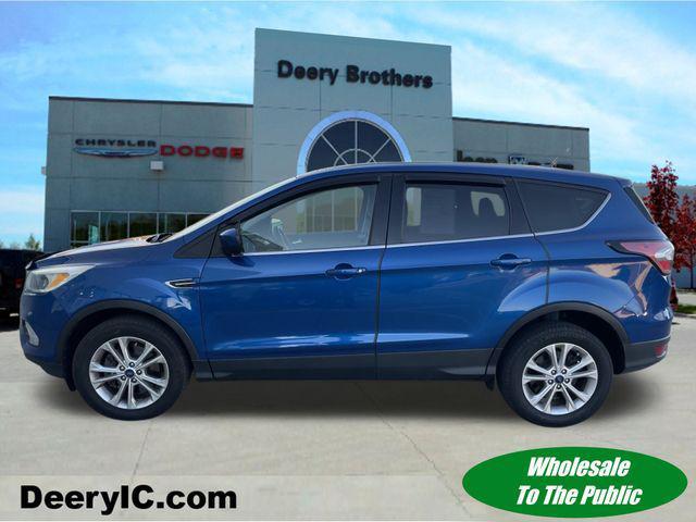 2017 ford escape se