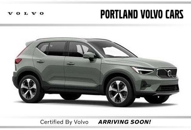 2024 volvo xc40 b5 core bright theme