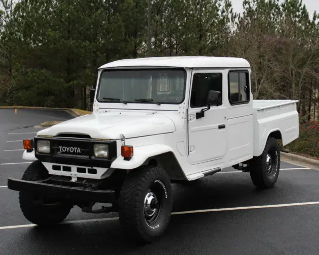 toyot land cruiser: bandeirante