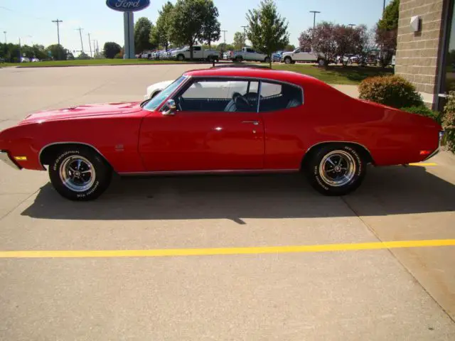 1970 red stage 1 v8 455 looks great runs great very affordable! great lines