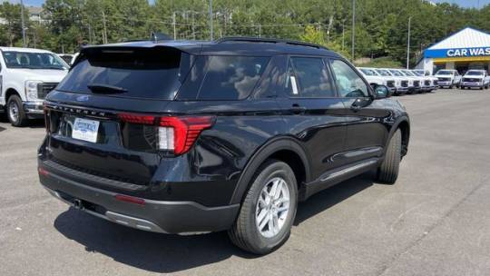 new 2025 ford explorer active rwd