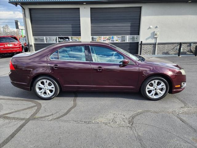 2012 ford fusion se