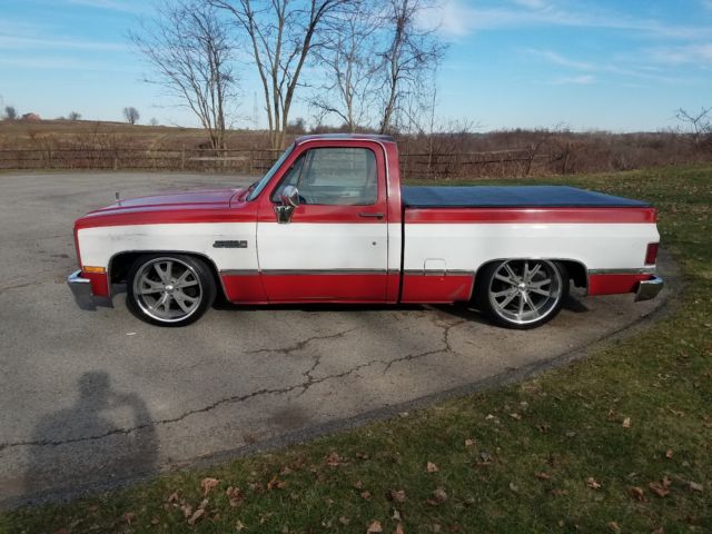 1984 chevy gmc serria classic 58k mile patina lowered shortbed square body truck