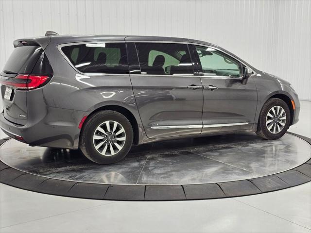 2022 chrysler pacifica hybrid limited