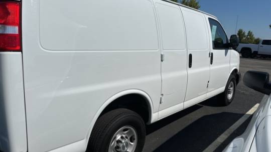 2023 chevrolet express 2500