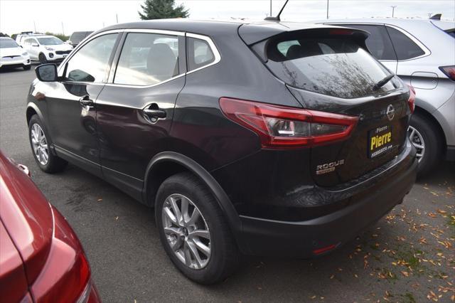 2021 nissan rogue sport s