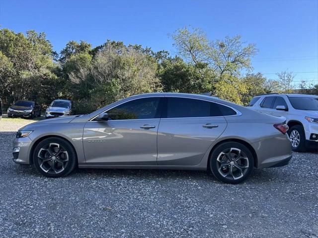 2022 chevrolet malibu fwd lt