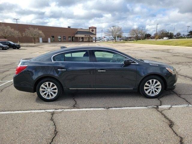 2015 buick lacrosse base in rochester, michigan