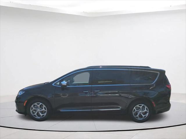 2022 chrysler pacifica limited