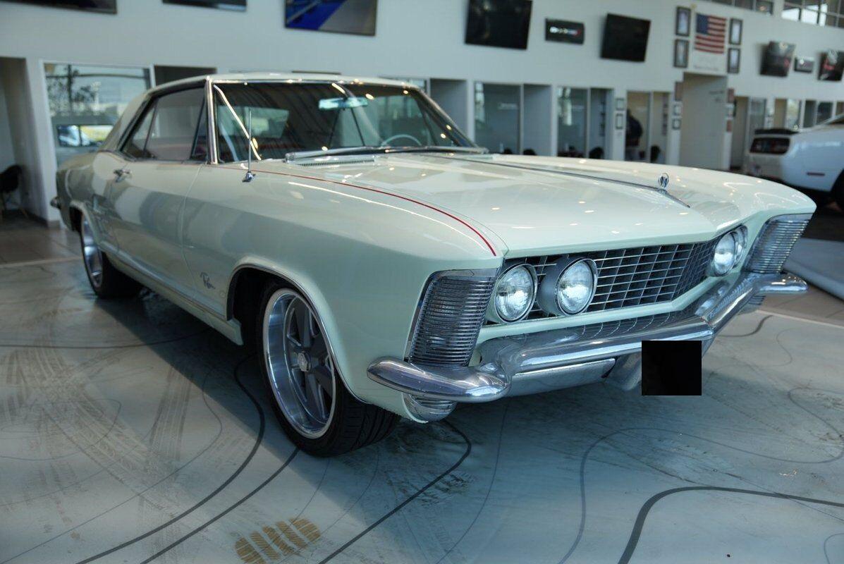 1963 buick riviera white 401 cubic inch nailhead v8 engine automatic