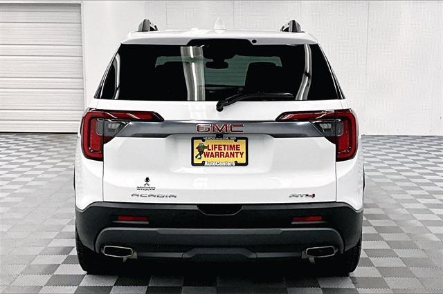 2022 gmc acadia awd at4