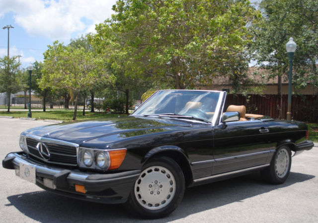 1986 mercedes sl560 convertible, 5.6l v8, aut trans, hard& soft top, no reserve