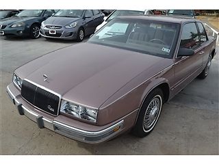 1987 buick riviera low miles! classic car! great ride and drive! like new