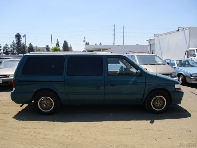 1992 chrysler town & country used 3.3l v6 12v automatic minivan/van no reserve