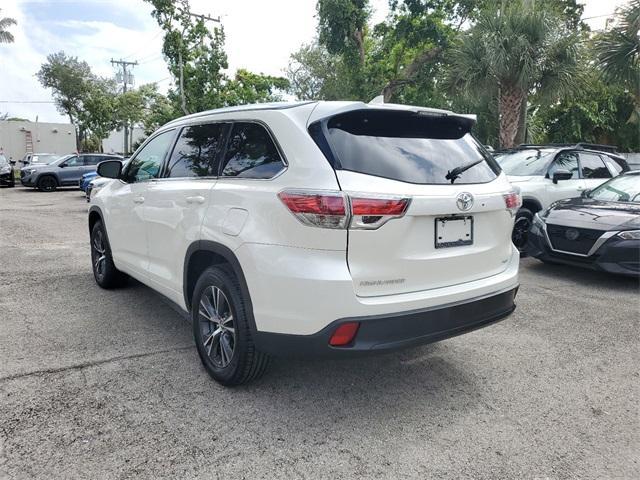 2016 toyota highlander xle