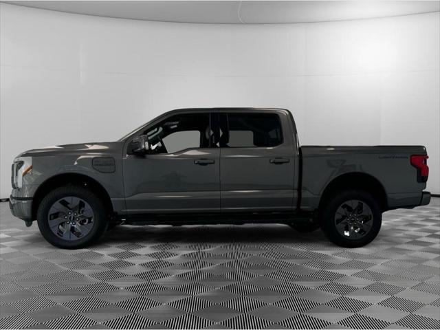 2022 ford f-150 lightning lariat
