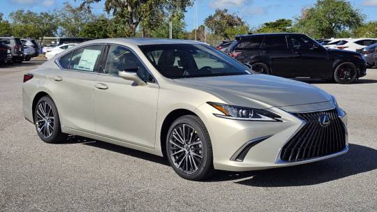 2025 Lexus ES