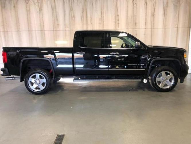 2015 gmc sierra 2500hd denali 4x4 denali 4dr crew cab sb for sale in westbrook, maine
