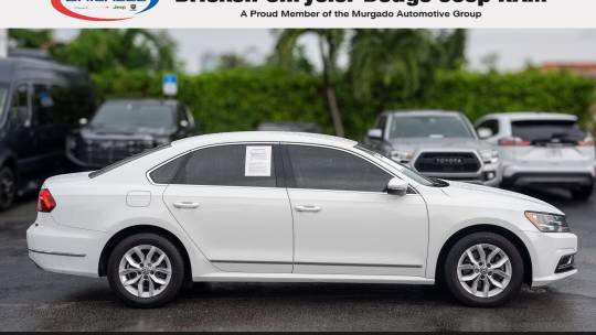 2017 Volkswagen Passat (North America and China)