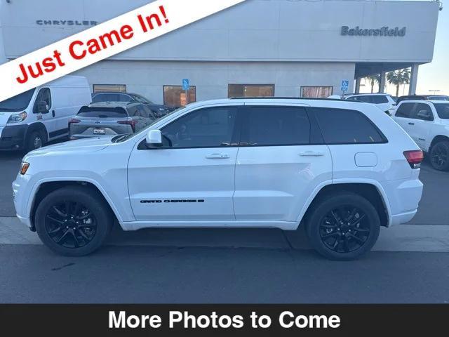 2022 jeep grand cherokee wk laredo x 4x4