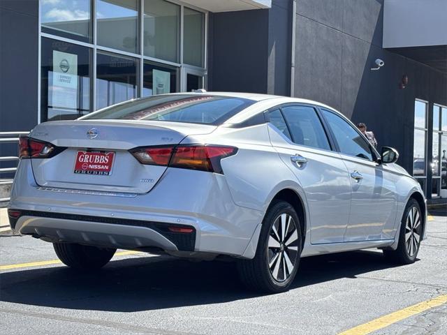 2022 nissan altima 2.5 sv